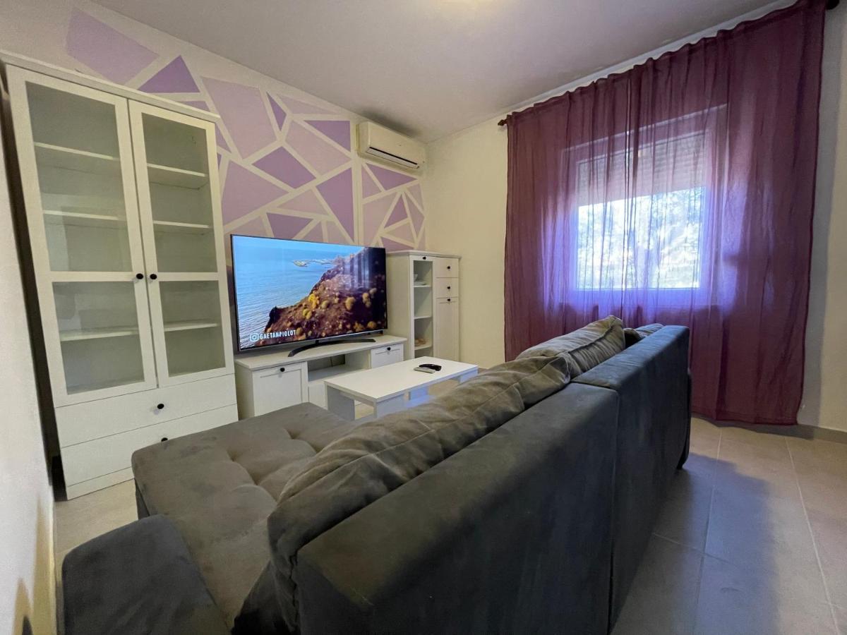Ferienwohnung Apartman "Lima" Pula Exterior foto