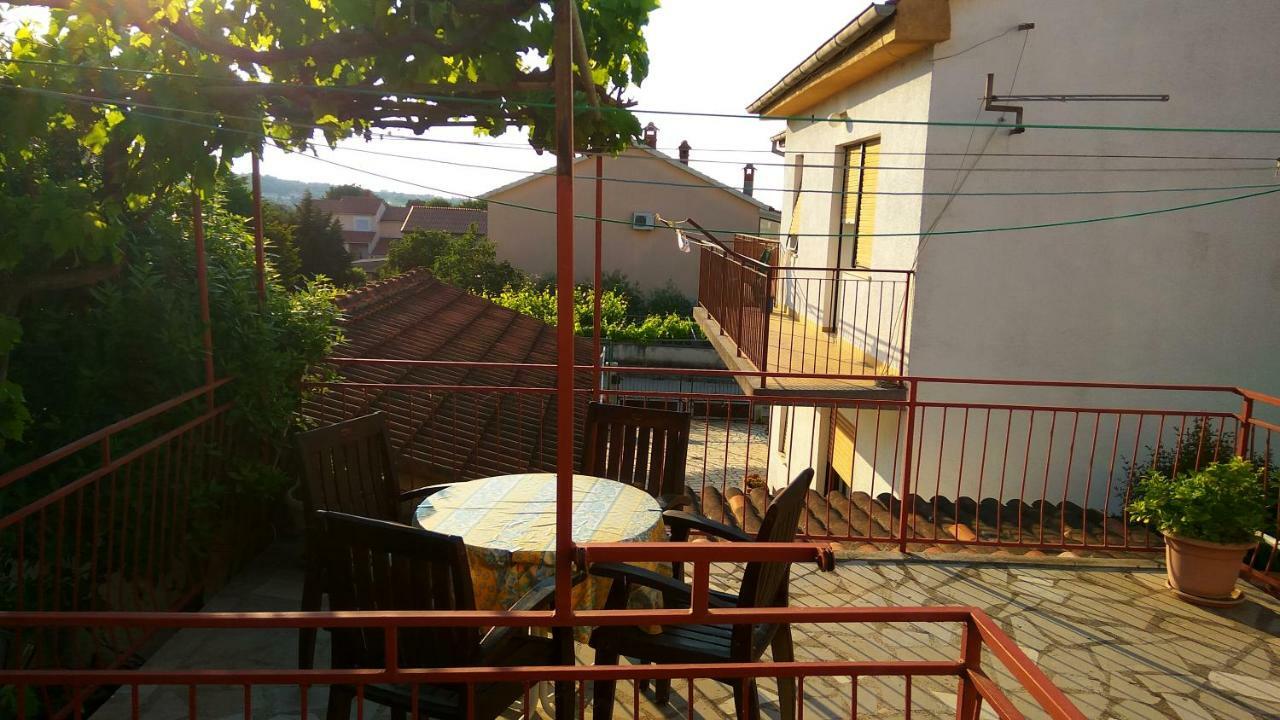 Ferienwohnung Apartman "Lima" Pula Exterior foto